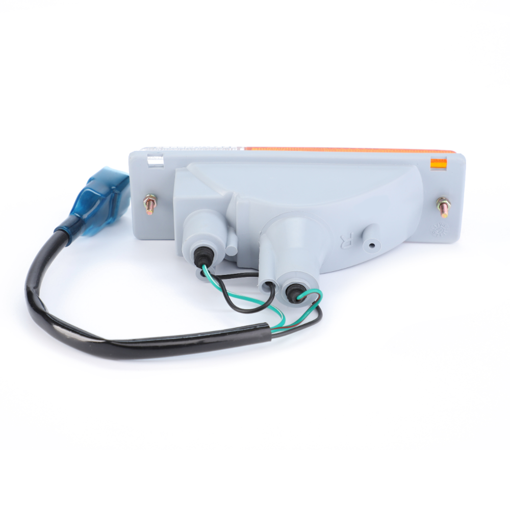 ПЕРЕДНИЙ ПРАВЫЙ ФОНАРЬ