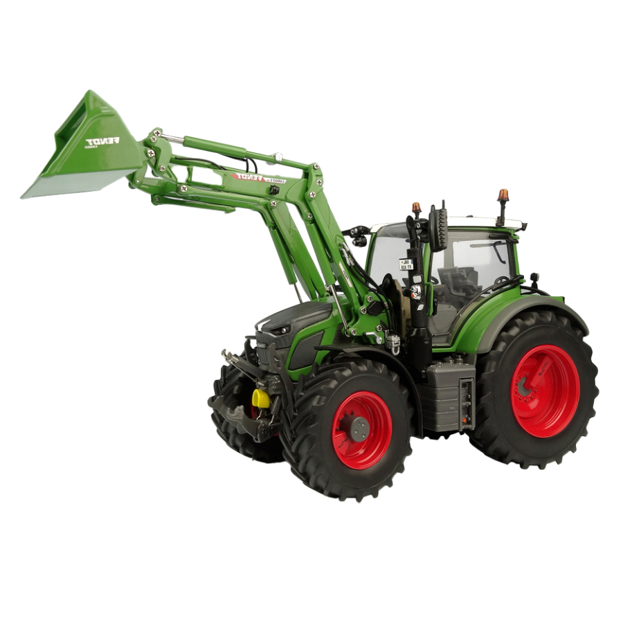 Fendt 618 Vario с фронтальным зарядным устройством